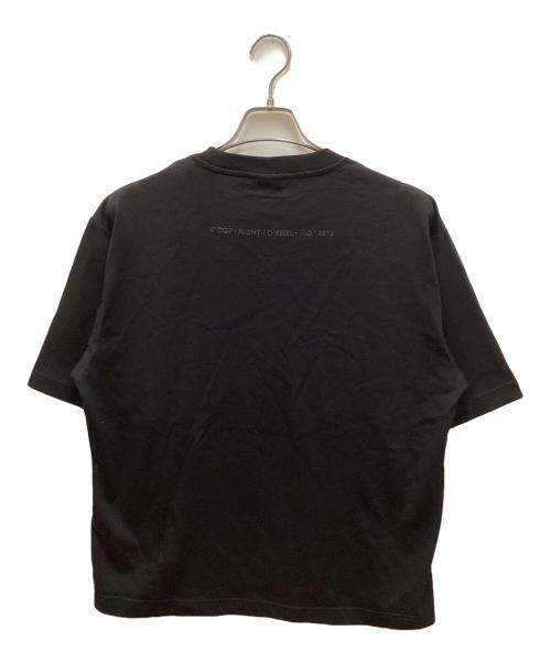 DIESEL（ディーゼル）DIESEL (ディーゼル) ピアスマスクプリントTシャツ ブラック サイズ:S 未使用品の古着・服飾アイテム