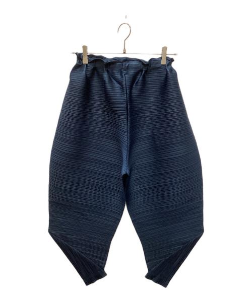 PLEATS PLEASE（プリーツプリーズ）PLEATS PLEASE (プリーツプリーズ) THICKER BOUNCE 横プリーツパンツ ネイビー サイズ:3の古着・服飾アイテム