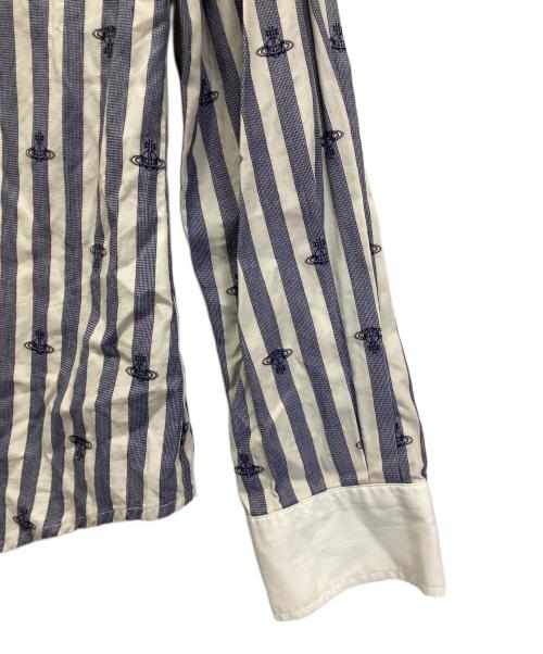 Vivienne Westwood RED LABEL（ヴィヴィアンウエストウッドレッドレーベル）Vivienne Westwood RED LABEL (ヴィヴィアンウエストウッドレッドレーベル) オーブ柄ストライプシャツ ブルー サイズ:3の古着・服飾アイテム