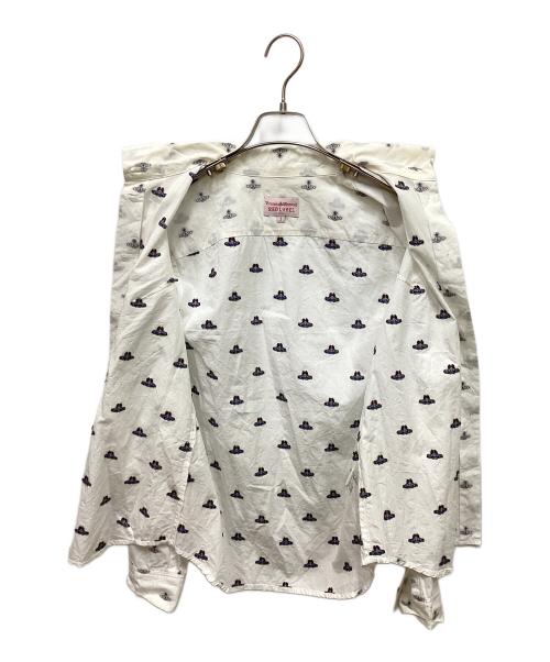 Vivienne Westwood RED LABEL（ヴィヴィアンウエストウッドレッドレーベル）Vivienne Westwood RED LABEL (ヴィヴィアンウエストウッドレッドレーベル) オーブ柄刺繍シャツ ホワイト サイズ:3の古着・服飾アイテム