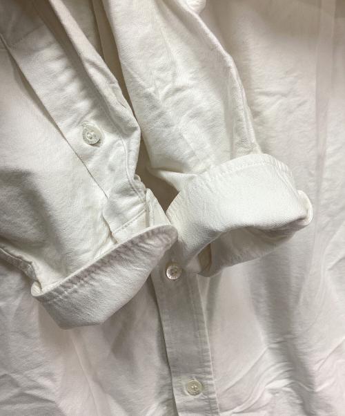 maison kitsune（メゾンキツネ）MAISON KITSUNE (メゾンキツネ) フォックスヘッドシャツ ホワイト サイズ:40の古着・服飾アイテム