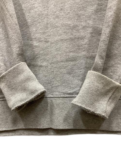 maison kitsune（メゾンキツネ）maison kitsune (メゾンキツネ) フォックスワッペンロゴスウェット グレー サイズ:XSの古着・服飾アイテム