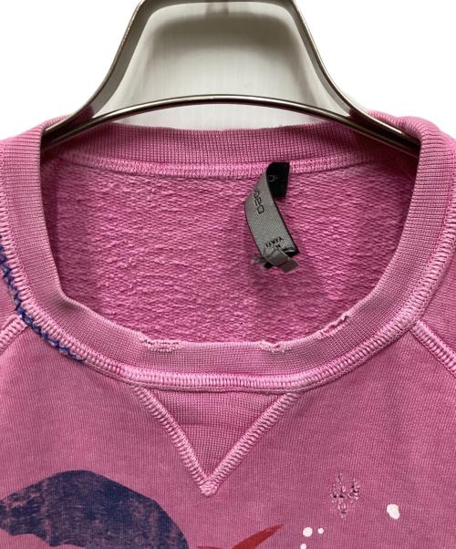 DSQUARED2（ディースクエアード）DSQUARED2 (ディースクエアード) 製品染めダメージ加工プリントスウェット ピンク サイズ:Lの古着・服飾アイテム