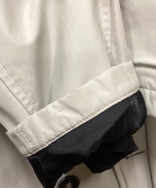 ARMANI COLLEZIONI（アルマーニ コレツィオーニ）ARMANI COLLEZIONI (アルマーニ コレツィオーニ) ライナー付トレンチコート ベージュ サイズ:52の古着・服飾アイテム
