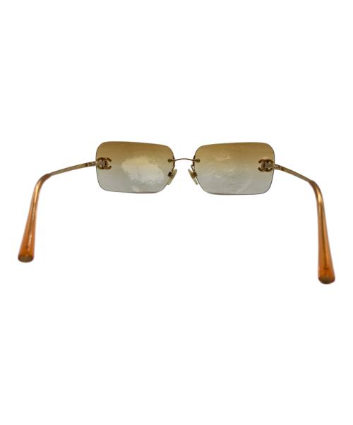 CHANEL（シャネル）CHANEL (シャネル) リムレス ココマーク サングラス ブラウン サイズ:62□17 120の古着・服飾アイテム