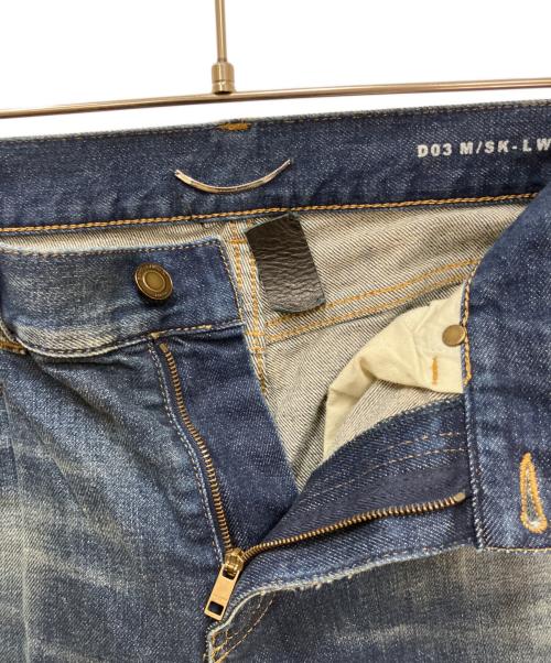 Saint Laurent Paris（サンローランパリ）Saint Laurent Paris (サンローランパリ) D03 M/SK-LW ダメージ加工デニムパンツ インディゴ サイズ:W31の古着・服飾アイテム