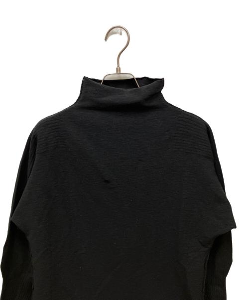 ISSEY MIYAKE（イッセイミヤケ）ISSEY MIYAKE (イッセイミヤケ) ハイネックニット ブラック サイズ:2の古着・服飾アイテム