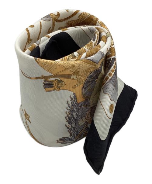 HERMES（エルメス）HERMES (エルメス) カレ40 ホワイト×ブラックの古着・服飾アイテム