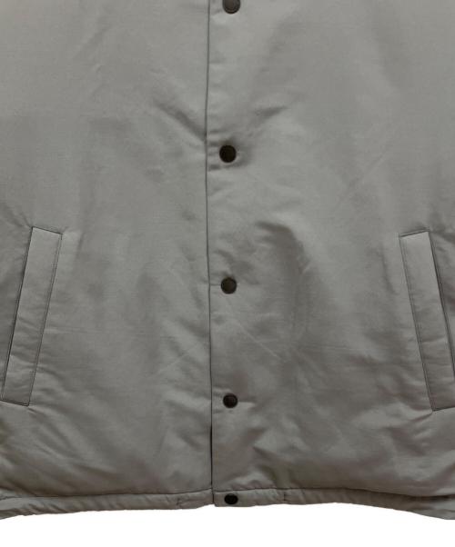 Adam et Rope（アダム エ ロペ）Adam et Rope (アダム エ ロペ) NIKKE ダウン コーチジャケット グレー サイズ:Lの古着・服飾アイテム