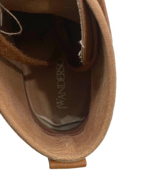 J.W.ANDERSON（ジェイダブリューアンダーソン）J.W.ANDERSON (ジェイダブリューアンダーソン) ハイカットスニーカー ブラウン サイズ:42の古着・服飾アイテム