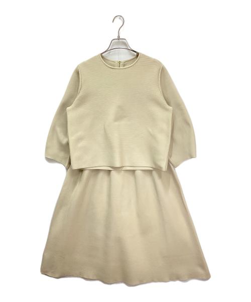 UNFILO（アンフィーロ）UNFILO (アンフィーロ) フォルムニット セットアップ ベージュ サイズ:Mの古着・服飾アイテム