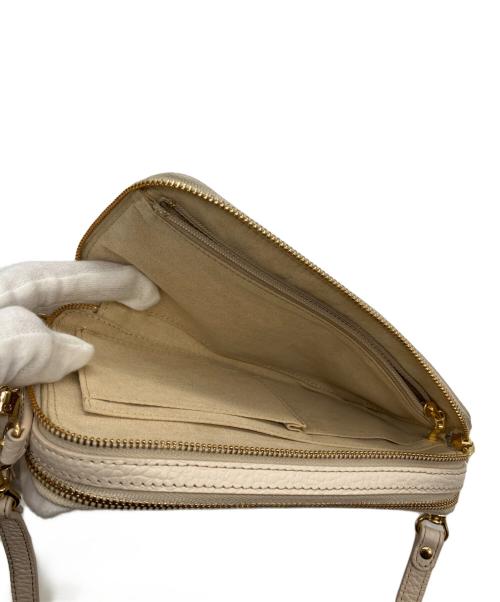 ATAO（アタオ）ATAO (アタオ) アミュレット・ケリー ベージュの古着・服飾アイテム