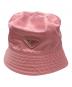 PRADA（プラダ）の古着「トライアングルロゴバケットハット」｜ピンク