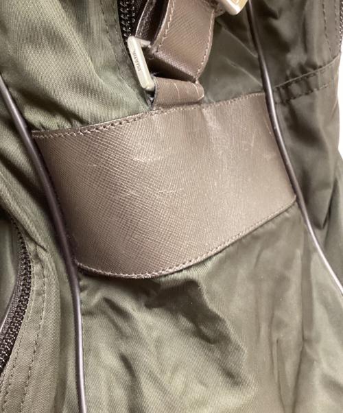 PRADA（プラダ）PRADA (プラダ) サフィアーノレザー×ナイロンボストンバッグ オリーブの古着・服飾アイテム