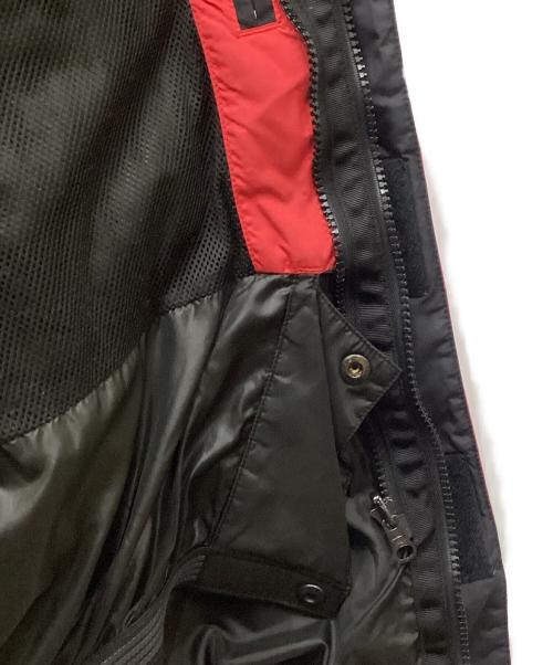 MARMOT（マーモット）Marmot (マーモット) マウンテンパーカー レッド×ブラック サイズ:Ｍの古着・服飾アイテム