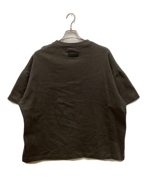 FOG ESSENTIALS（フィアオブゴッド エッセンシャル）FOG ESSENTIALS (フィアオブゴッド エッセンシャル) Essentials Tee(エッセンシャルズティー) カーキ サイズ:XSの古着・服飾アイテム