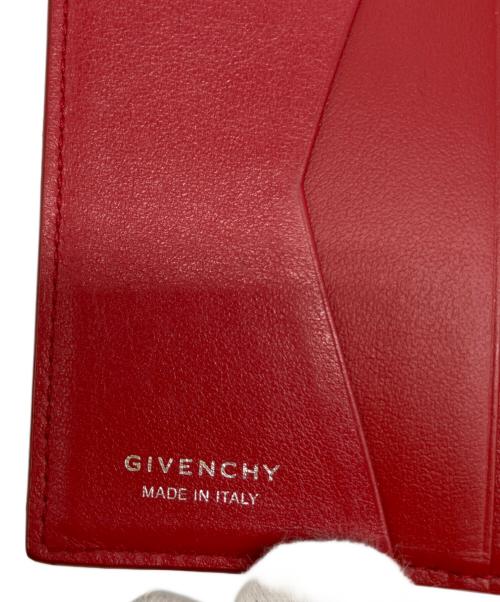 GIVENCHY（ジバンシィ）GIVENCHY (ジバンシィ) Bandana Print Bifold Leather Card Case In Red（バンダナプリントバイフォールドレザーカードケースインレッド） レッドの古着・服飾アイテム
