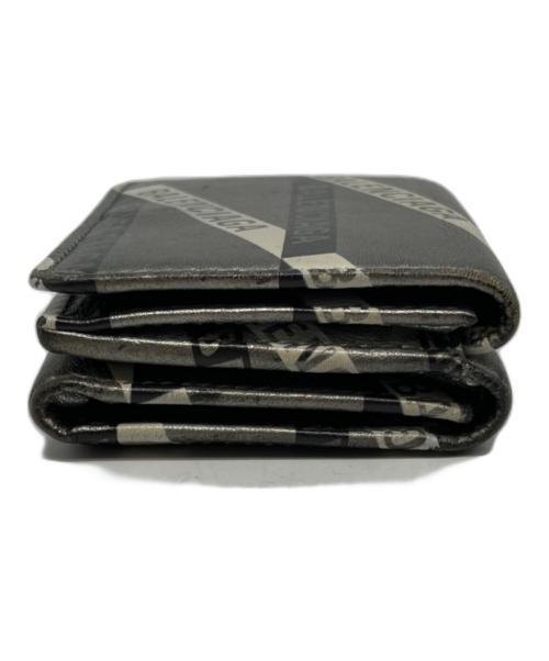 BALENCIAGA（バレンシアガ）BALENCIAGA (バレンシアガ) エブリディミニウォレット グレーの古着・服飾アイテム