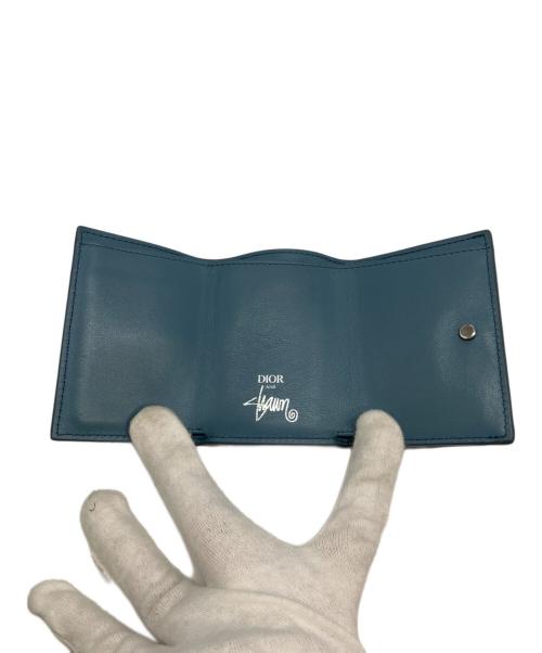 Christian Dior（クリスチャン ディオール）Christian Dior (クリスチャン ディオール) Shawn Stussy (ショーン・ステューシー) Trifold Wallet（トリフォルドウォレット） スカイブルーの古着・服飾アイテム
