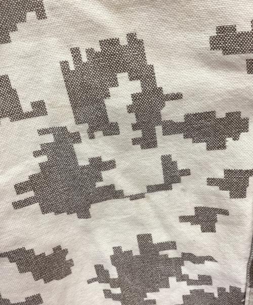 stussy OUTDOOR（ステューシーアウトドア）stussy OUTDOOR (ステューシーアウトドア) デジタルカモハーフカーゴパンツ アイボリー サイズ:34の古着・服飾アイテム