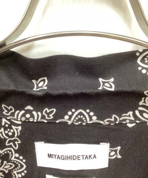 MIYAGIHIDETAKA（ミヤギヒデタカ）MIYAGIHIDETAKA (ミヤギヒデタカ) Saturdays NYC (サタデーズ ニューヨーク) ペイズリーオープンカラーシャツ ブラック サイズ:Mの古着・服飾アイテム
