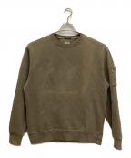 C.P COMPANYシーピーカンパニー）の古着「Brushed and Emerized Diagonal Fleece Lens Crew Neck Sweatshirt」｜ベージュ