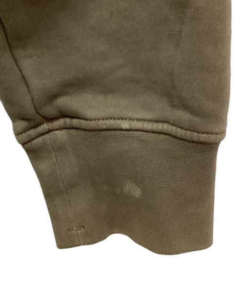 C.P COMPANY（シーピーカンパニー）C.P COMPANY (シーピーカンパニー) Brushed and Emerized Diagonal Fleece Lens Crew Neck Sweatshirt ベージュ サイズ:Lの古着・服飾アイテム