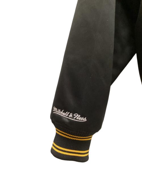 SUPREME（シュプリーム）SUPREME (シュプリーム) MITCHELL & NESS (ミッチェルアンドネス) Lined Hooded Satin Varsity Jacket ブラック サイズ:Sの古着・服飾アイテム