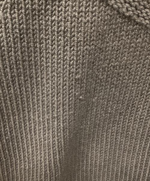 TAKAHIROMIYASHITA TheSoloIst.（タカヒロミヤシタ ザソロイスト）TAKAHIROMIYASHITA TheSoloIst. (タカヒロミヤシタ ザソロイスト) cap shoulder scarf turtleneck ニット/カップショルダースカーフタートルネック カーキ サイズ:48の古着・服飾アイテム