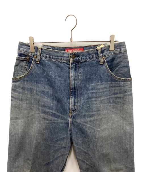 eYe COMME des GARCONS JUNYAWATANABE MAN（アイ コム デ ギャルソン ジュンヤ ワタナベ マン）eYe COMME des GARCONS JUNYAWATANABE MAN (アイ コム デ ギャルソン ジュンヤ ワタナベ マン) LEVI'S (リーバイス) 立体裁断デニムパンツ インディゴ サイズ:Sの古着・服飾アイテム