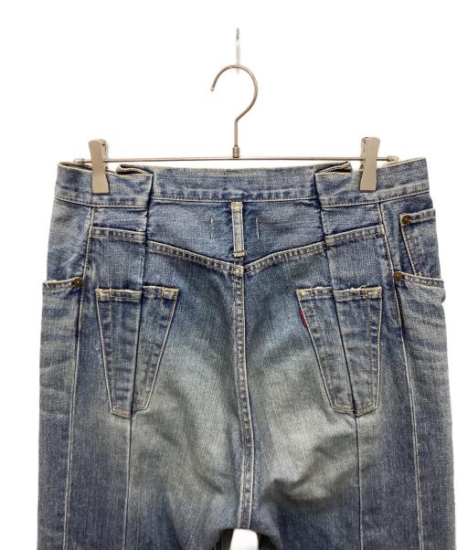 eYe COMME des GARCONS JUNYAWATANABE MAN（アイ コム デ ギャルソン ジュンヤ ワタナベ マン）eYe COMME des GARCONS JUNYAWATANABE MAN (アイ コム デ ギャルソン ジュンヤ ワタナベ マン) LEVI'S (リーバイス) 立体裁断デニムパンツ インディゴ サイズ:Sの古着・服飾アイテム