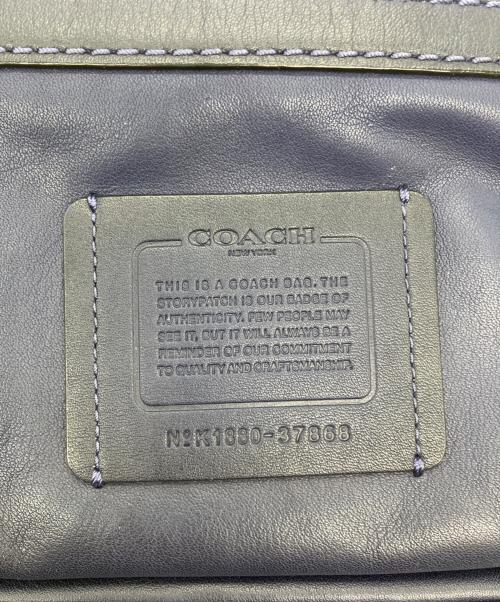 COACH（コーチ）COACH (コーチ) スリングバッグ ネイビーの古着・服飾アイテム