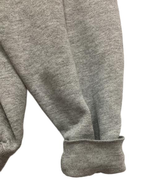 RUSSELL ATHLETIC（ラッセルアスレチック）RUSSELL ATHLETIC (ラッセルアスレチック) Vガゼットスウェット グレー サイズ:XXLの古着・服飾アイテム