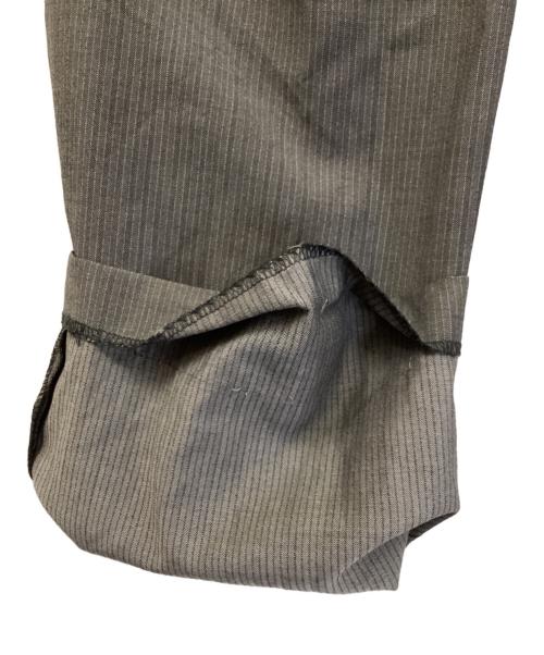 BOSS HUGO BOSS（ボス ヒューゴボス）BOSS HUGO BOSS (ボス ヒューゴボス) ストライプスラックス グレー サイズ:Lの古着・服飾アイテム