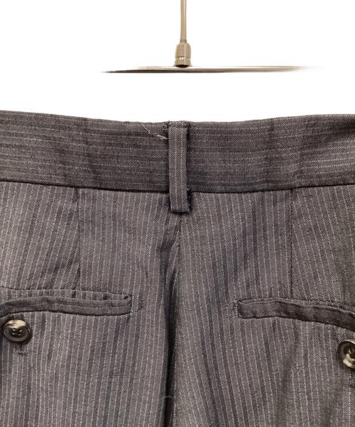 BOSS HUGO BOSS（ボス ヒューゴボス）BOSS HUGO BOSS (ボス ヒューゴボス) ストライプスラックス グレー サイズ:Lの古着・服飾アイテム