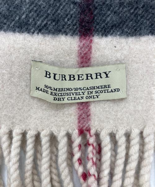 BURBERRY（バーバリー）BURBERRY (バーバリー) ノヴァチェックフリンジマフラー ベージュの古着・服飾アイテム