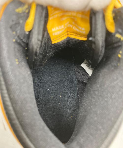 NIKE（ナイキ）NIKE (ナイキ) GS AIR JORDAN 1 RETRO スニーカー イエロー サイズ:24.5㎝の古着・服飾アイテム