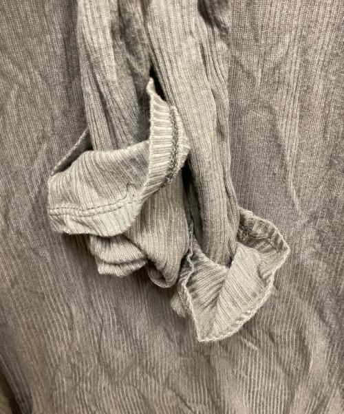 KMRII（ケムリ）KMRii (ケムリ) ダメージ加工ロングスリーブカットソー オリーブの古着・服飾アイテム