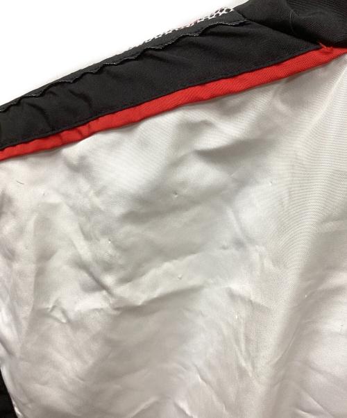 DIADORA（ディアドラ）DIADORA (ディアドラ) テープラインナイロンジャケット ホワイト×ブラック サイズ:48の古着・服飾アイテム