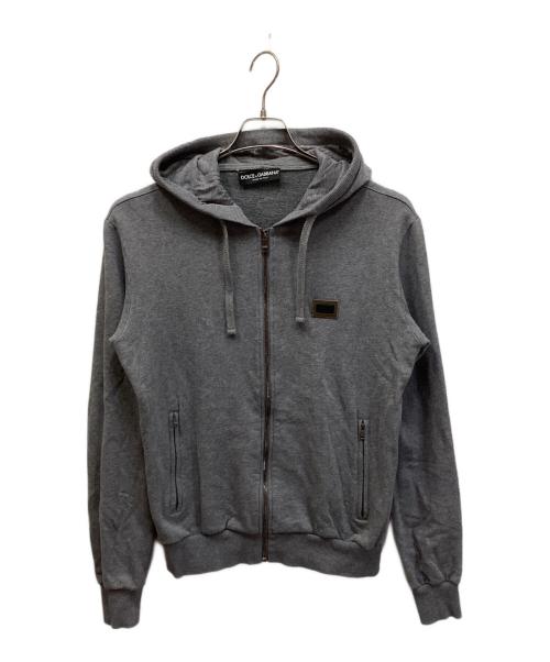 DOLCE & GABBANA（ドルチェ＆ガッバーナ）DOLCE & GABBANA (ドルチェ＆ガッバーナ) ロゴプレートジップパーカー グレー サイズ:50の古着・服飾アイテム