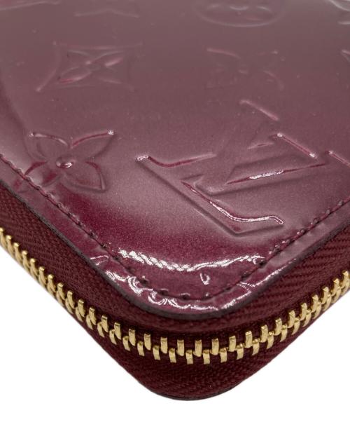 LOUIS VUITTON（ルイ ヴィトン）LOUIS VUITTON (ルイ ヴィトン) モノグラム・ヴェルニ ジッピー・ウォレット ボルドーの古着・服飾アイテム