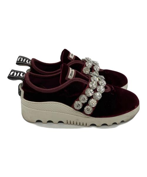 MIU MIU（ミュウミュウ）MIU MIU (ミュウミュウ) ビジューベロアスニーカー ボルドー サイズ:36の古着・服飾アイテム