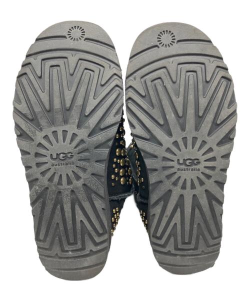 UGG（アグ）UGG (アグ) JIMMY CHOO (ジミーチュウ) スタッズムートンブーツ ブラック サイズ:24cmの古着・服飾アイテム
