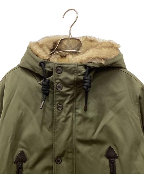 GUESS（ゲス）GUESS (ゲス) ライナーファーミリタリーコート カーキ サイズ:Mの古着・服飾アイテム