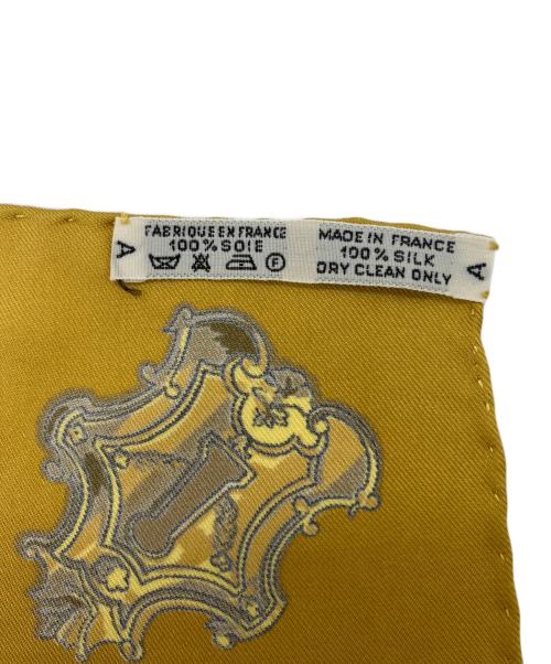 HERMES（エルメス）HERMES (エルメス) Les Cles シルクスカーフ ベージュの古着・服飾アイテム