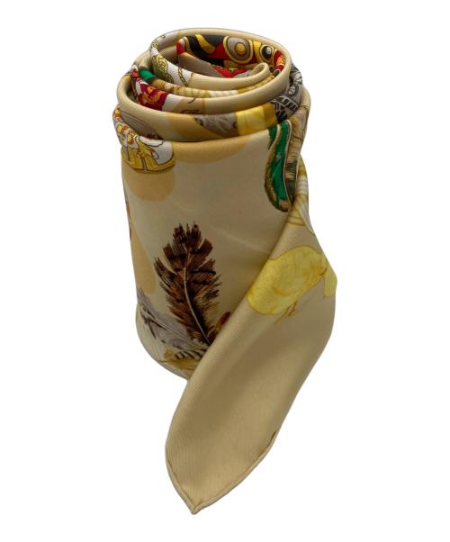 HERMES（エルメス）HERMES (エルメス) Couvee d'Hermes シルクスカーフ ベージュの古着・服飾アイテム