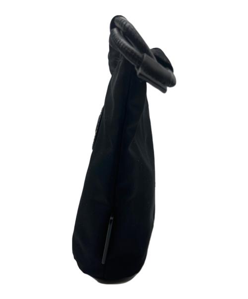 ANYA HINDMARCH（アニヤ・ハインドマーチ）ANYA HINDMARCH (アニヤ・ハインドマーチ) Prausting pouch eyes / 巾着ポーチ ブラックの古着・服飾アイテム