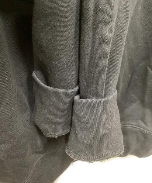 maison kitsune（メゾンキツネ）MAISON KITSUNE (メゾンキツネ) フォックスパッチロゴスウェット ブラック サイズ:Mの古着・服飾アイテム