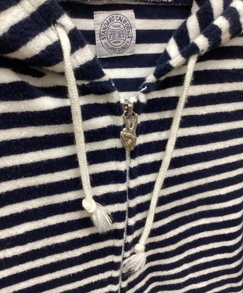 STANDARD CALIFORNIA（スタンダードカリフォルニア）STANDARD CALIFORNIA (スタンダードカリフォルニア) パイルジップパーカー ホワイト×ブルー サイズ:Sの古着・服飾アイテム