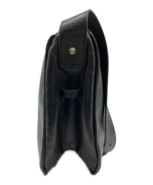 2.718（ニーテンナナイチハチ）2.718 (ニーテンナナイチハチ) レザーショルダーバッグ ブラックの古着・服飾アイテム